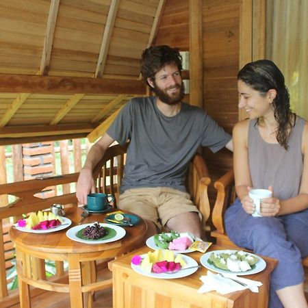 Halumba Eco Villa Bali Tejakula Buitenkant foto