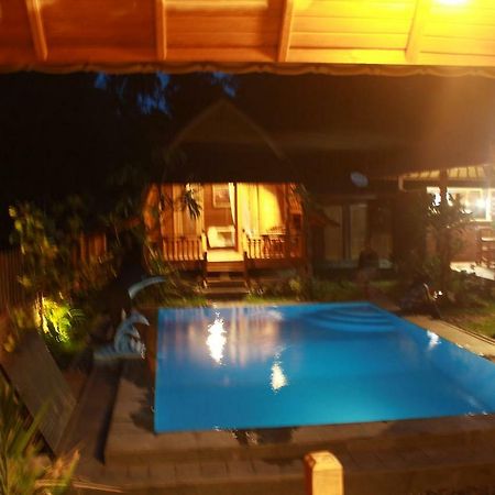 Halumba Eco Villa Bali Tejakula Buitenkant foto
